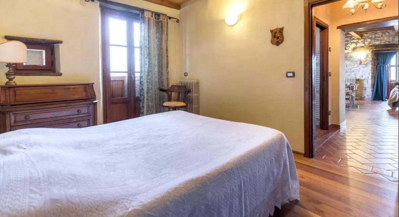 Casa Mazzocchi Vista Su Poppi Villa ภายนอก รูปภาพ