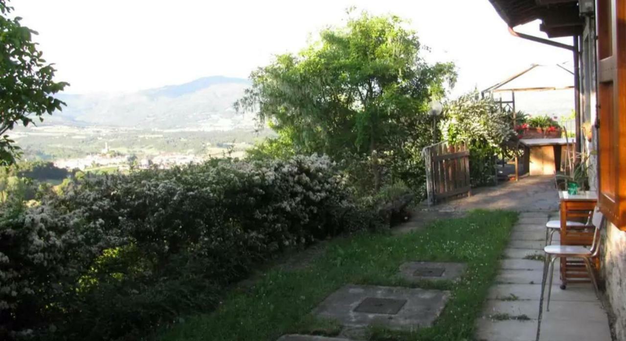 Casa Mazzocchi Vista Su Poppi Villa ภายนอก รูปภาพ